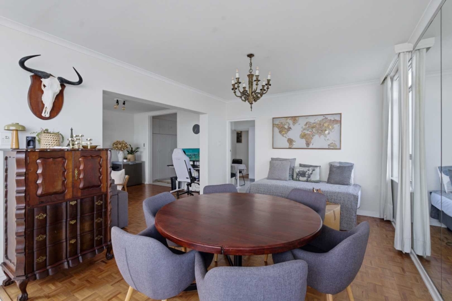 2 Bedroom Property for Sale in Sea Point Western Cape